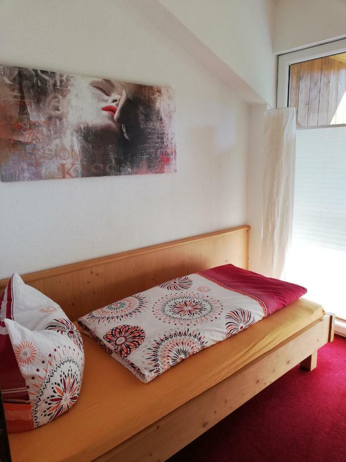 Apart Elisabeth Apartment เพทท์นอย อัม อาร์ลแบร์ก ภายนอก รูปภาพ